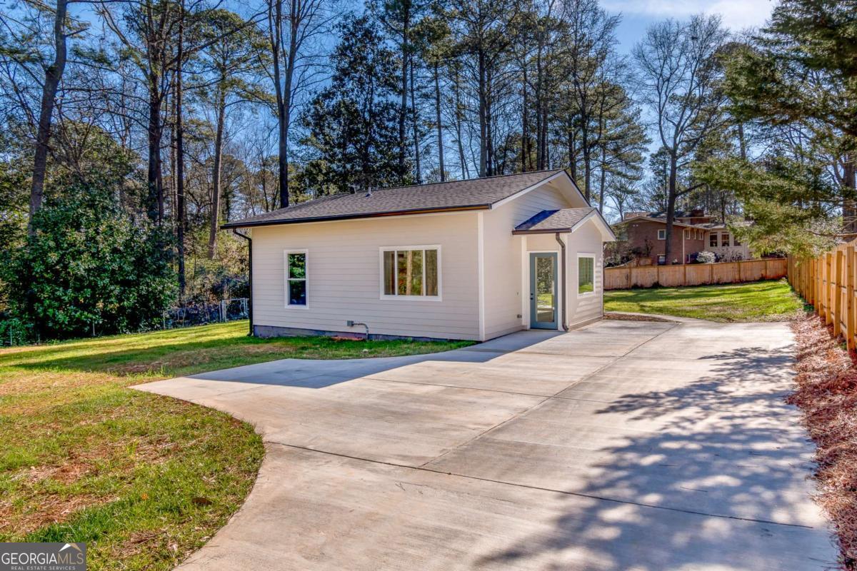 2651 Pangborn Road Decatur GA 30033