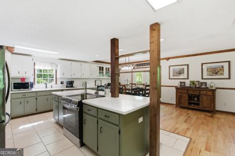 325 Kitchins Lane Clayton GA 30525