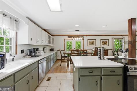 325 Kitchins Lane Clayton GA 30525