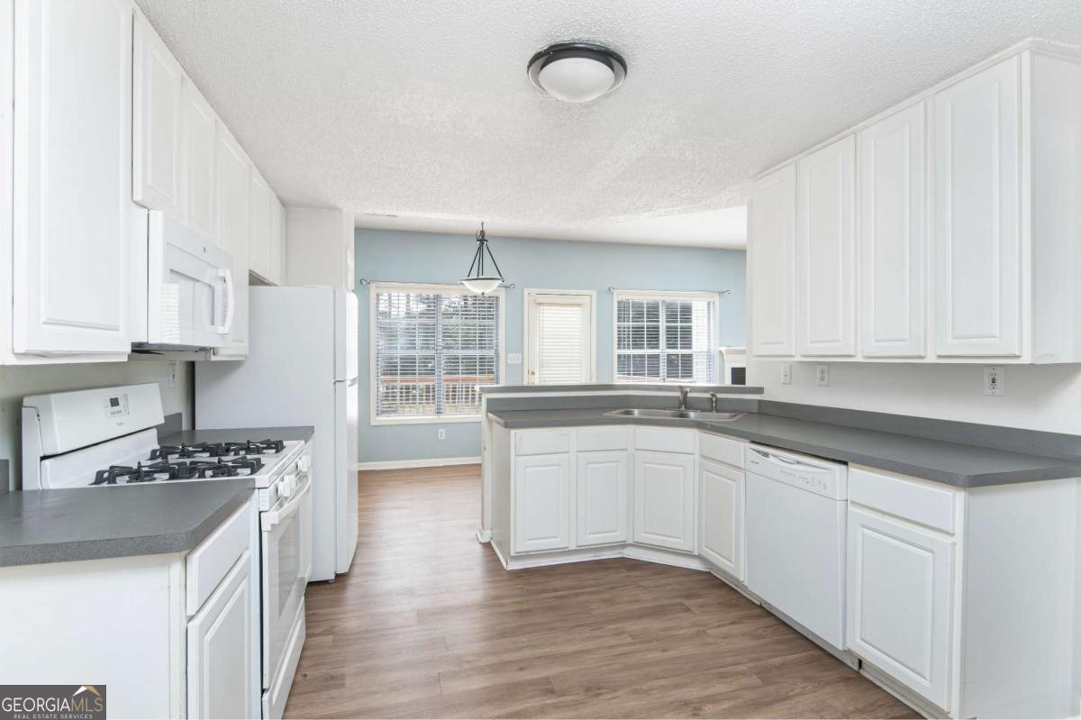 6635 Wellesley Drive Riverdale GA 30296