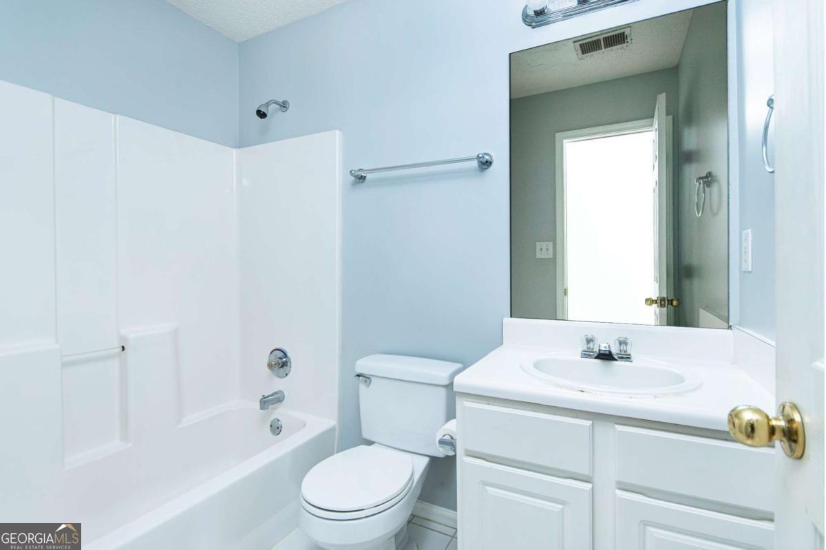 6635 Wellesley Drive Riverdale GA 30296