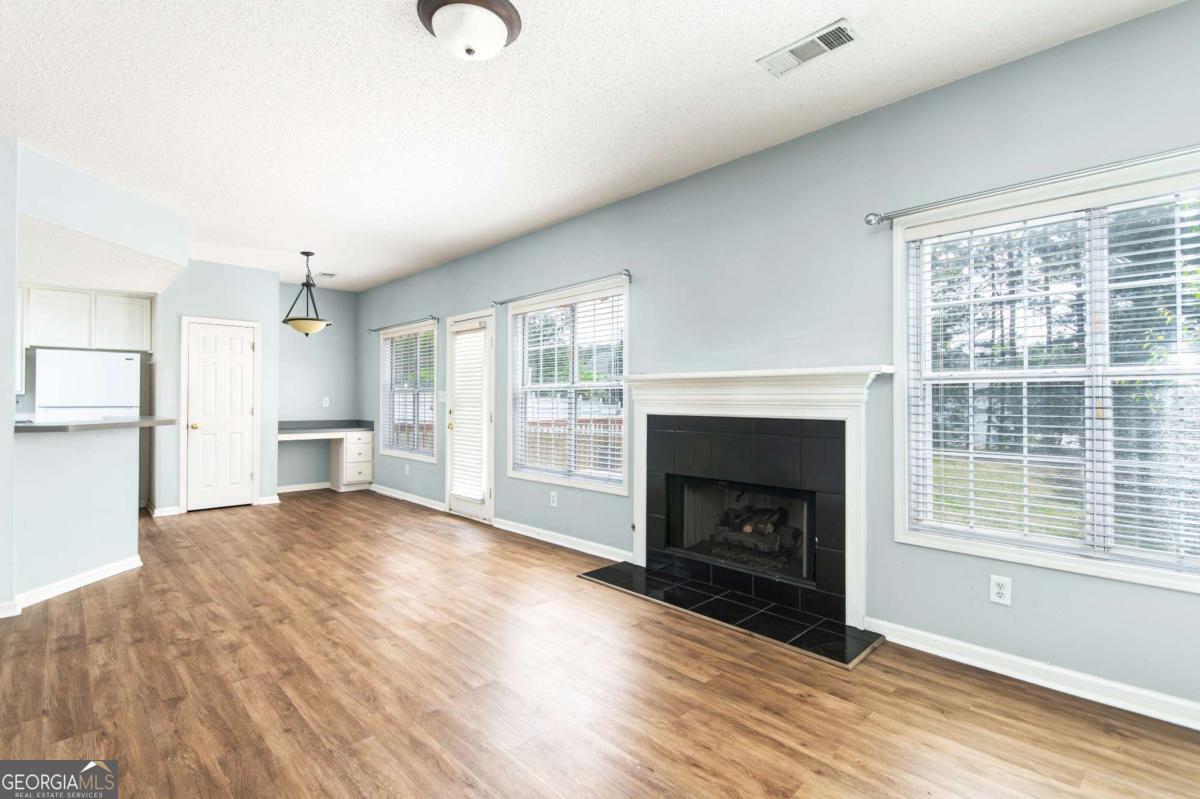 6635 Wellesley Drive Riverdale GA 30296