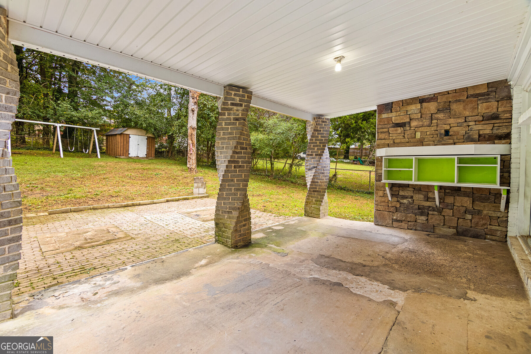 349 Roxbury Drive Riverdale GA 30274
