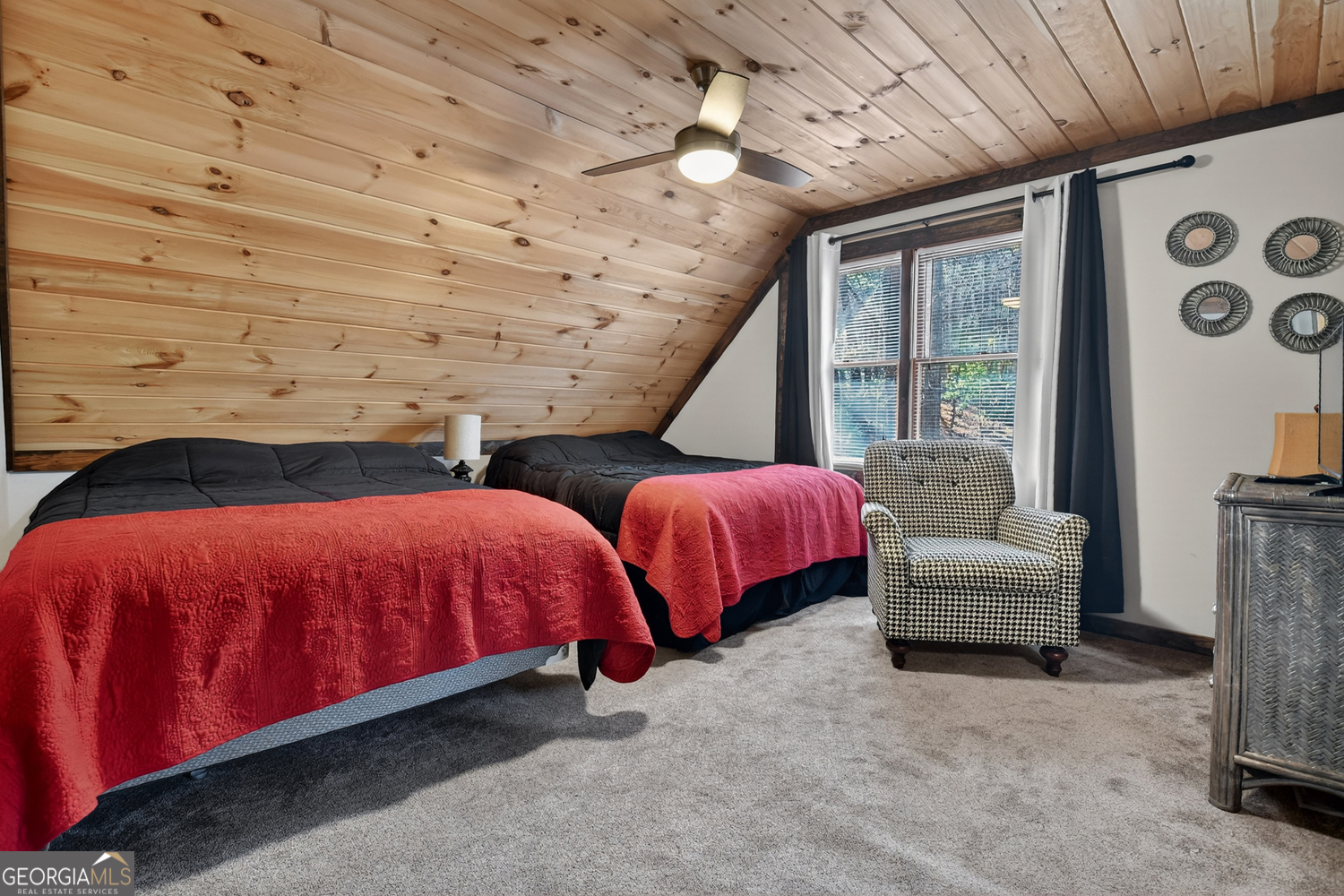 215 Valley View Road Ellijay GA 30536