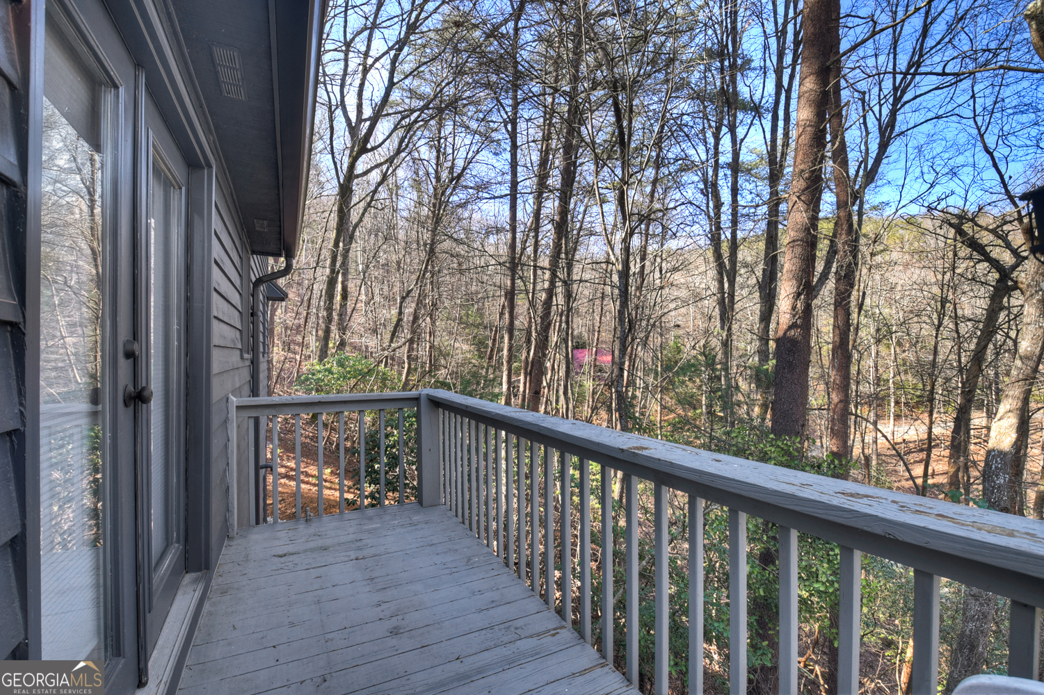 215 Valley View Road Ellijay GA 30536