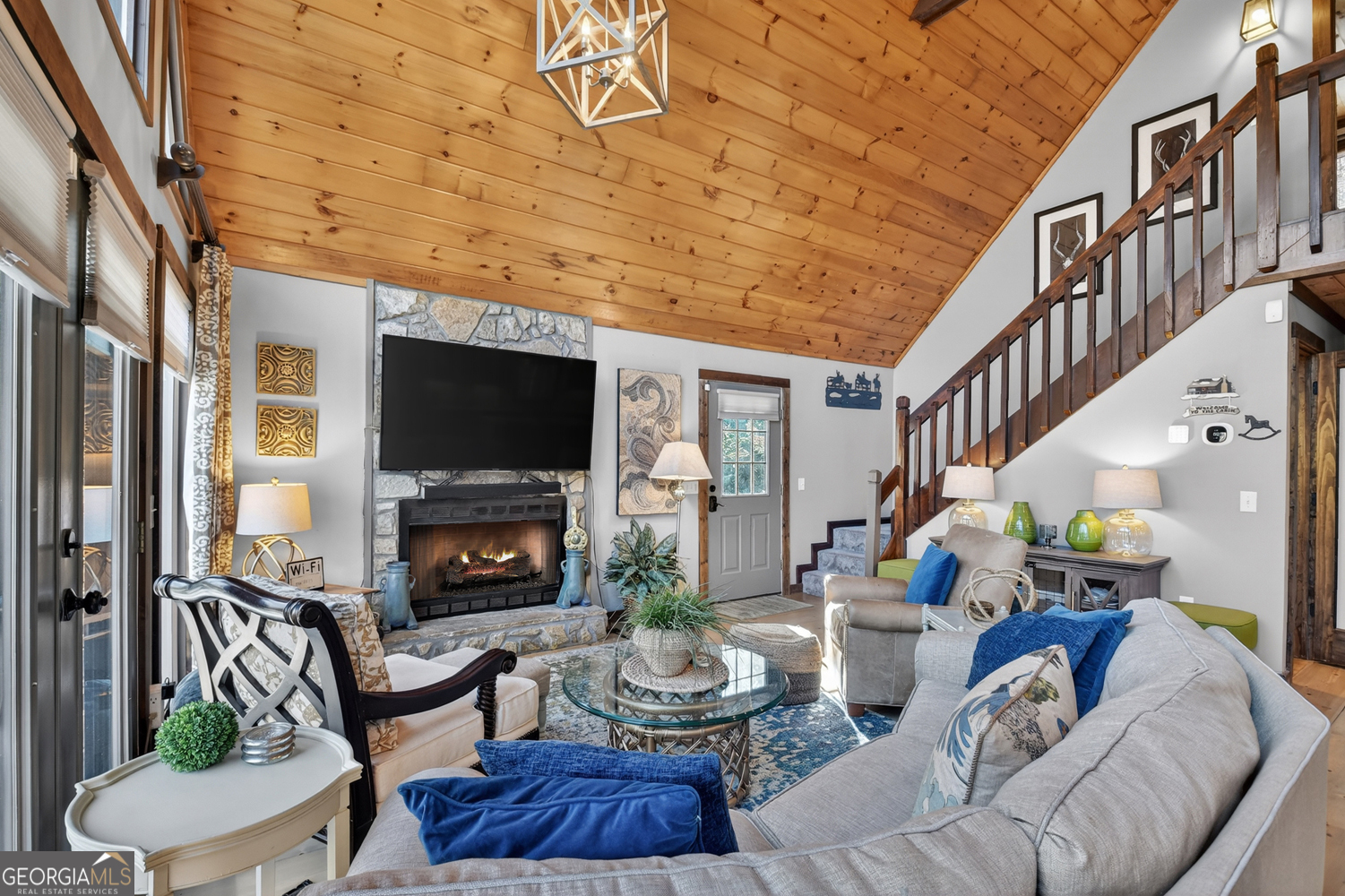 215 Valley View Road Ellijay GA 30536