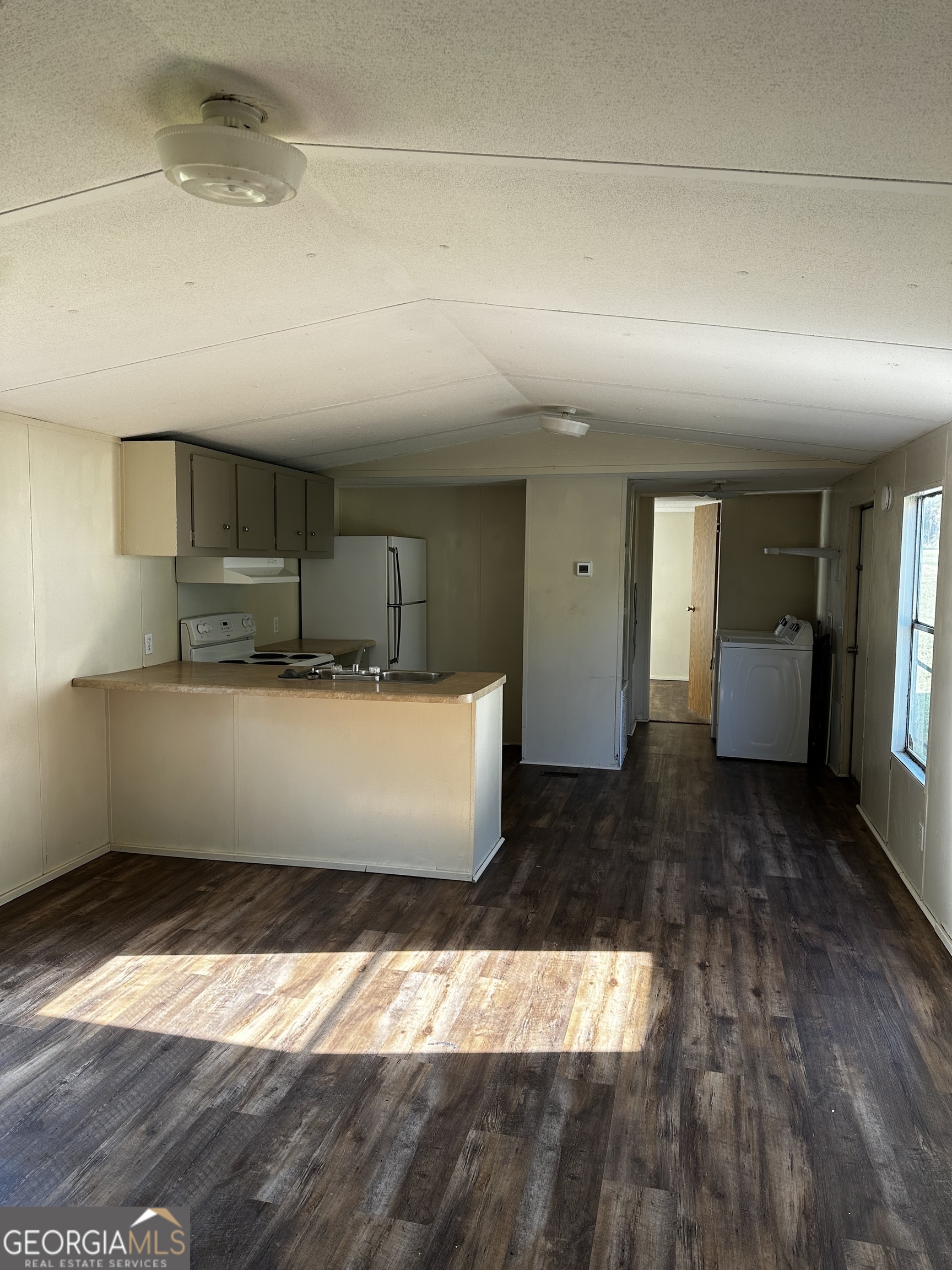 821 Dunn Road E Crandall GA 30711