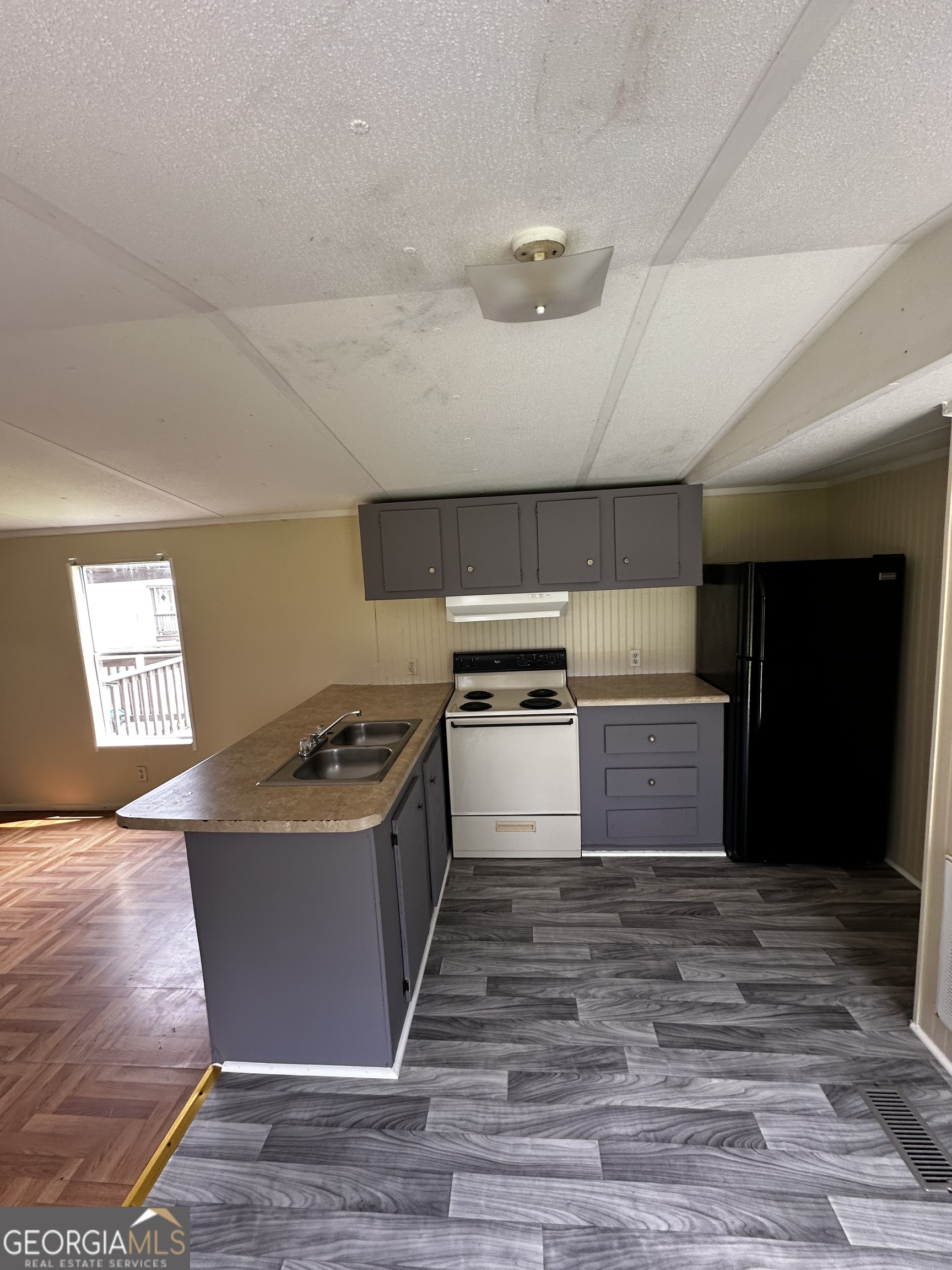 821 Dunn Road E Crandall GA 30711