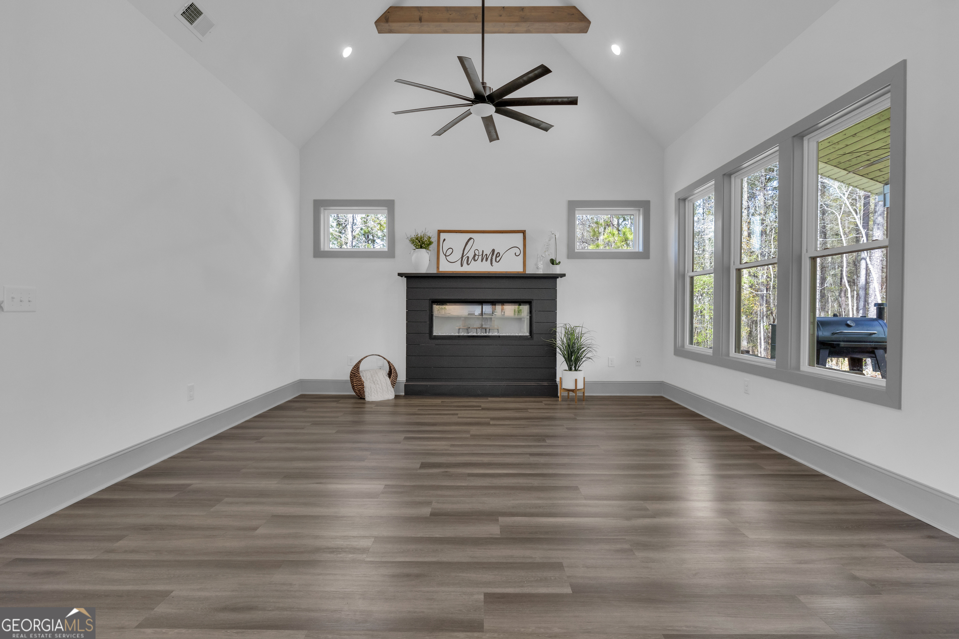 215 Greyfairs Avenue Senoia GA 30276