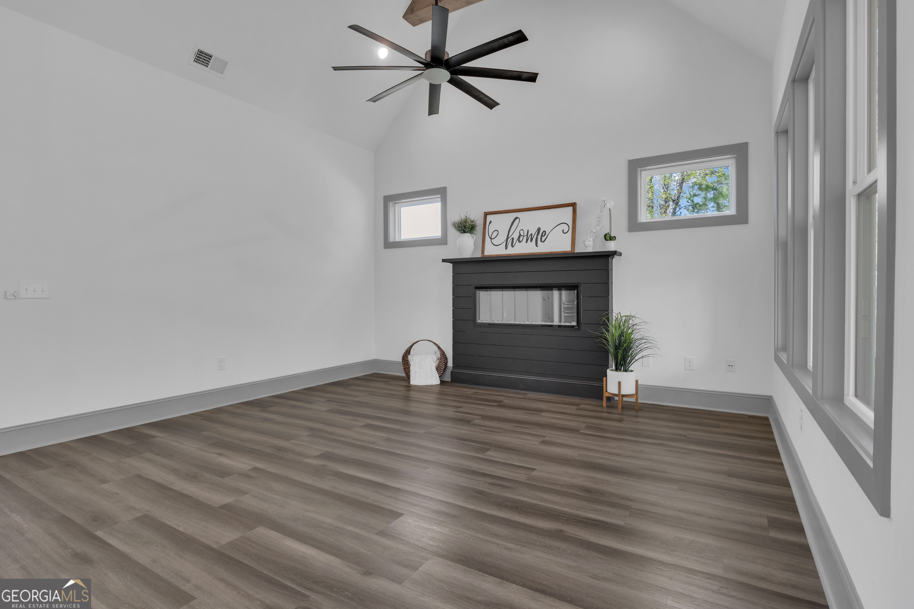 215 Greyfairs Avenue Senoia GA 30276
