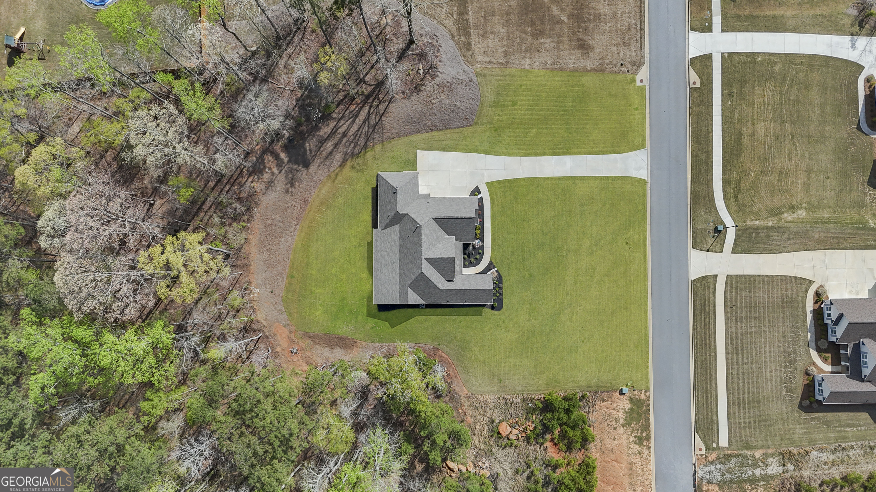 215 Greyfairs Avenue Senoia GA 30276