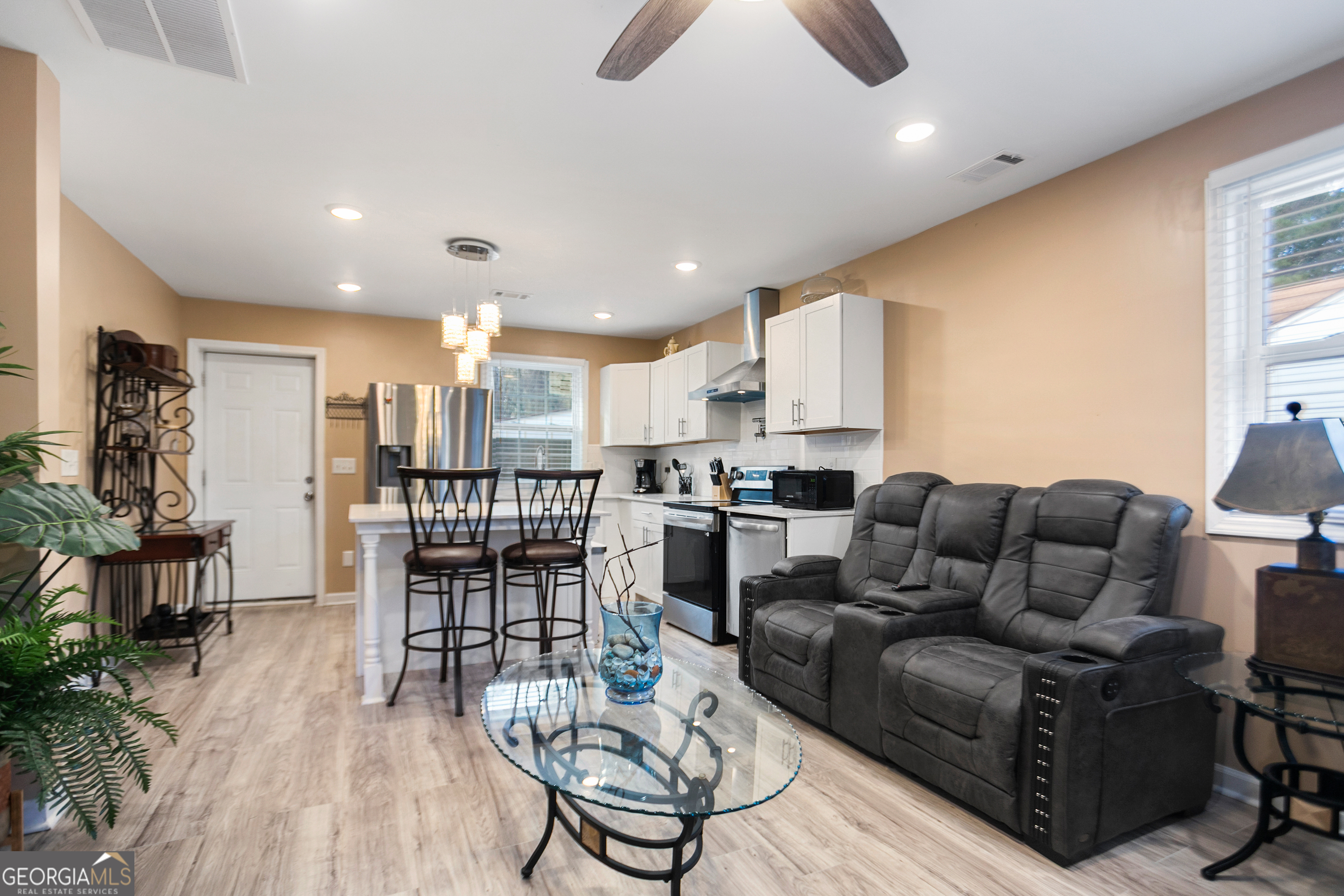 142 NW Hutton Place NW Atlanta GA 30318
