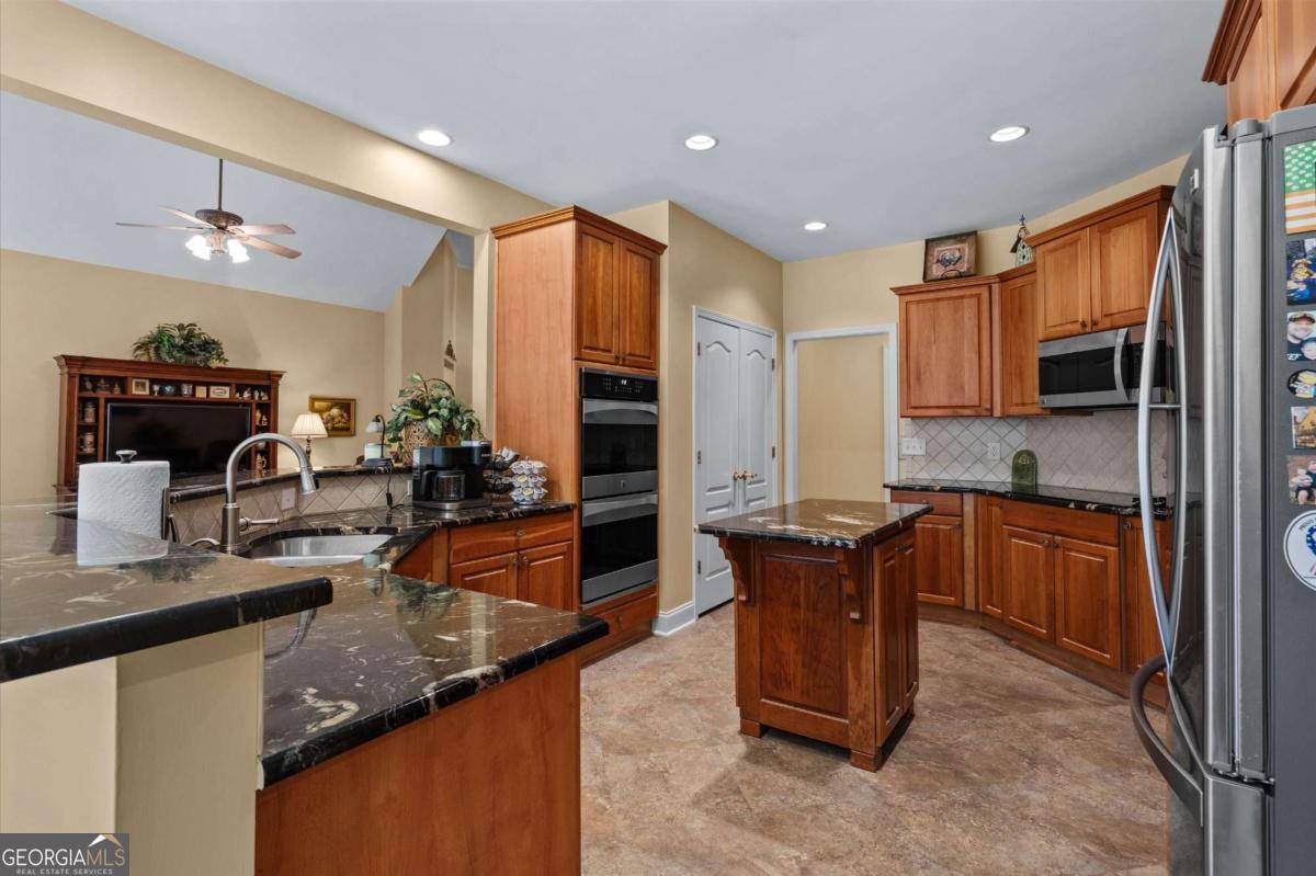 152 Fairway View Crossing Acworth GA 30101