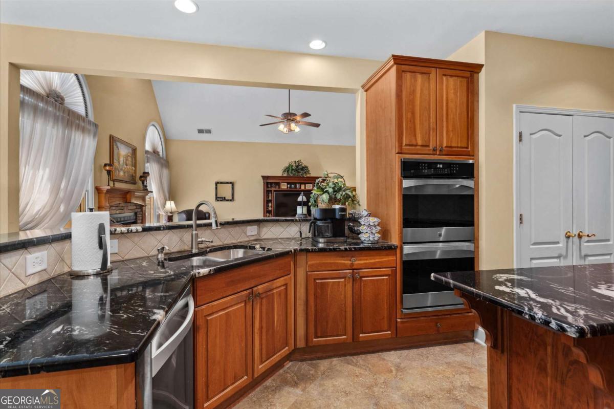 152 Fairway View Crossing Acworth GA 30101