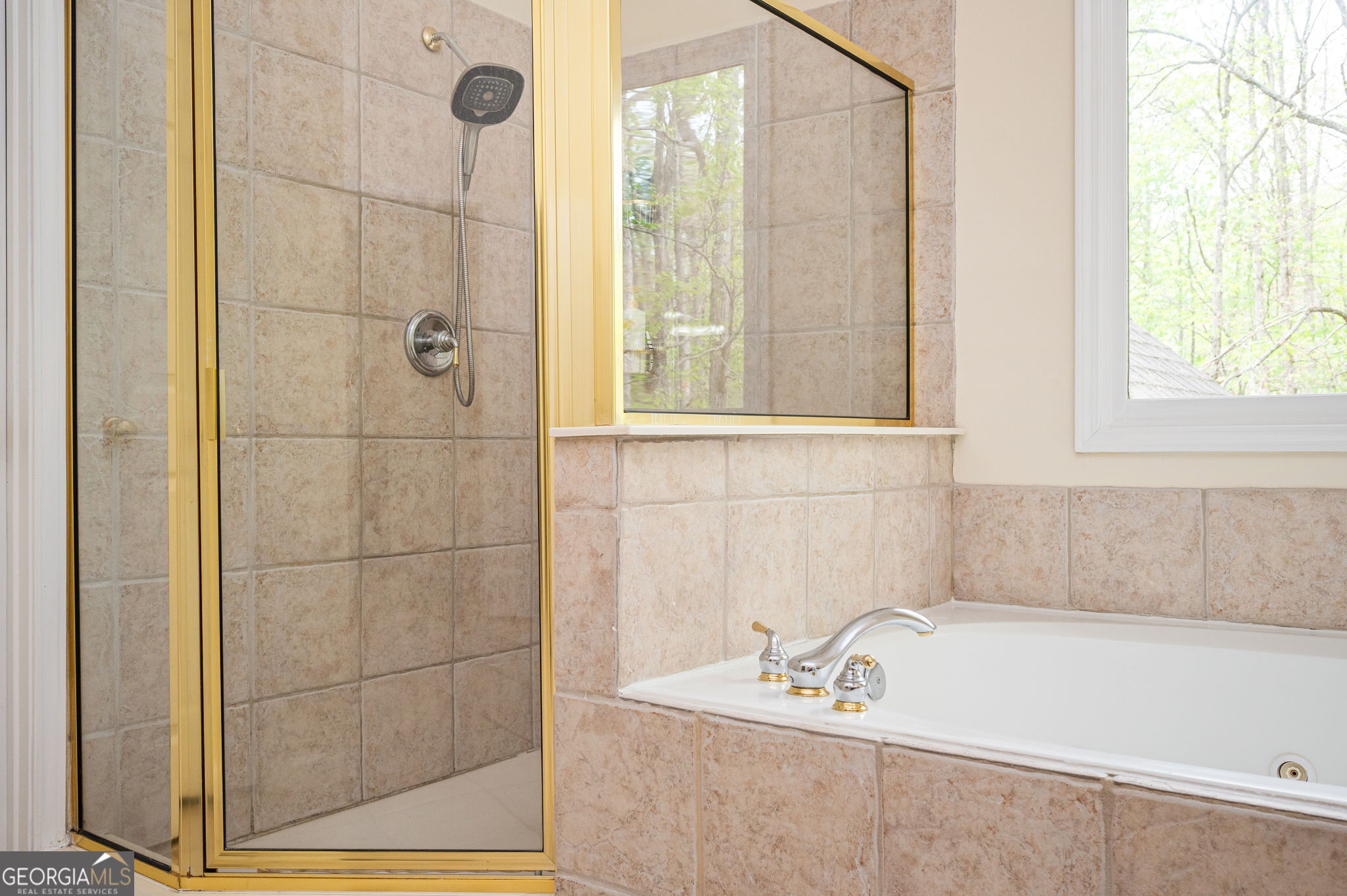 1050 Longpointe Pass Alpharetta GA 30005