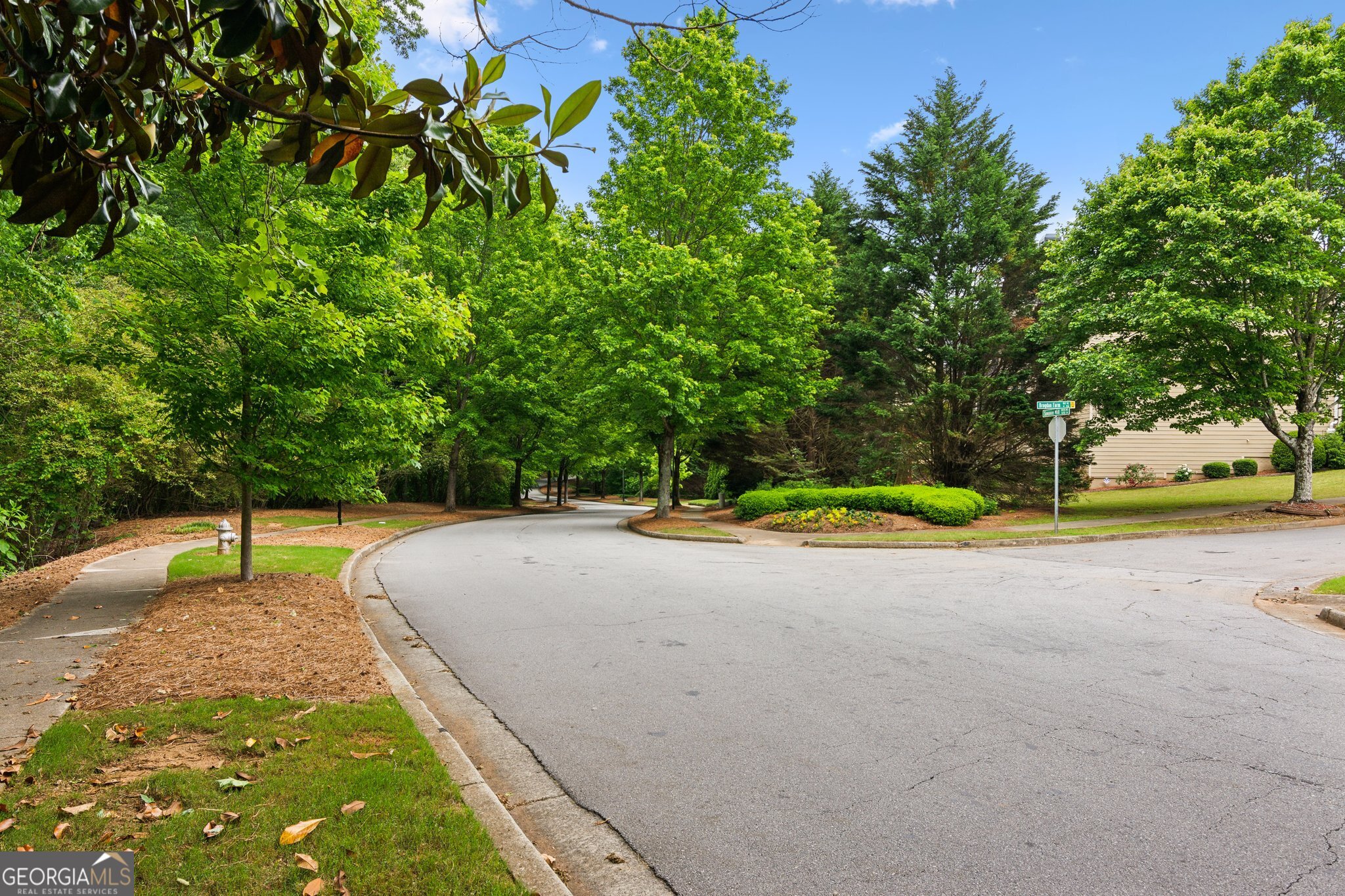 4092 Suwanee Mill Drive Buford GA 30518