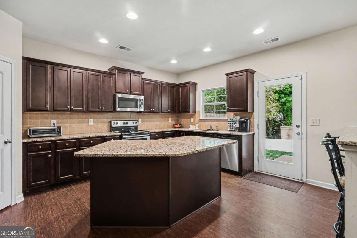 1380 Napa Valley Drive Lawrenceville GA 30045