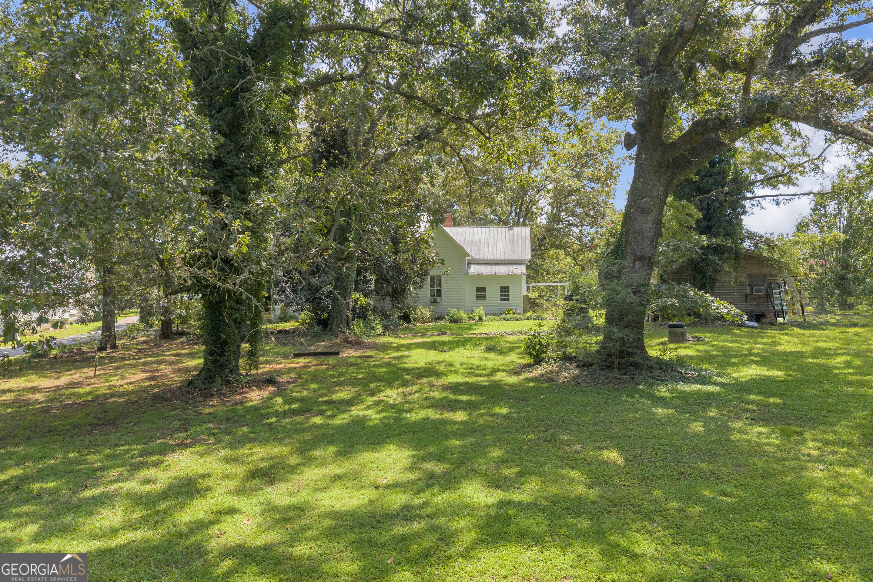 1404 W Main Street Bowersville GA 30516