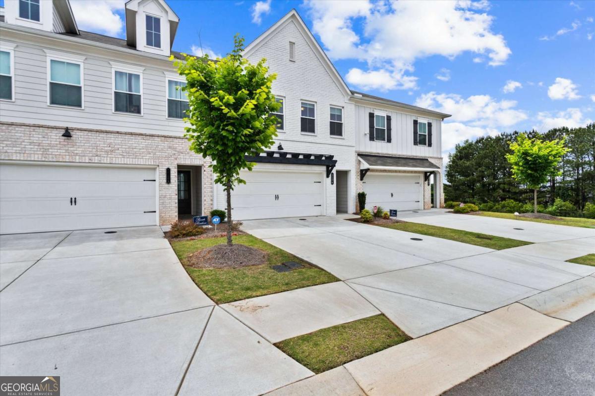 1124 Mornington Way Marietta GA 30008