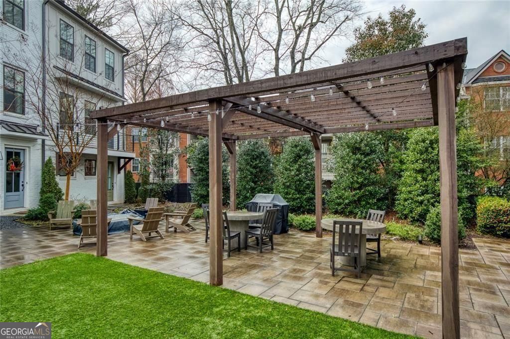 4437 Buckley Way NE Atlanta GA 30342