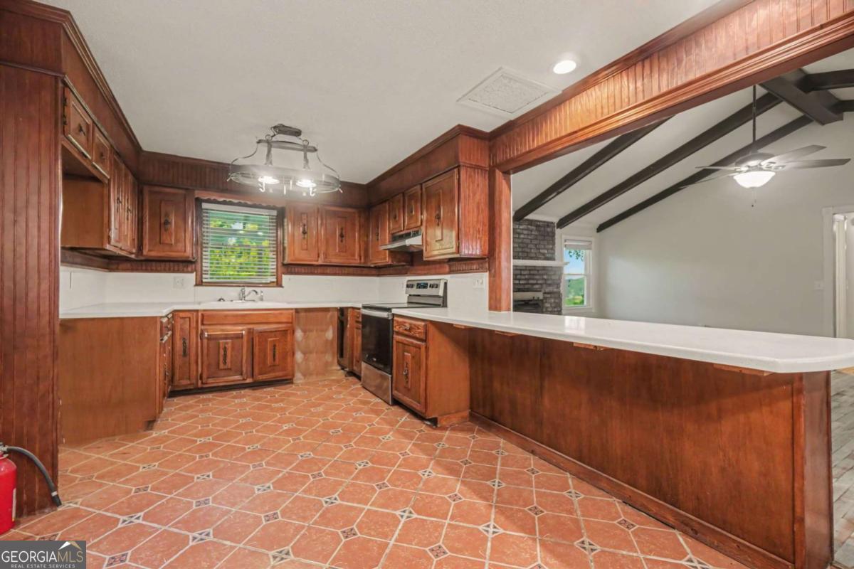 221 Tower Drive Dallas GA 30132