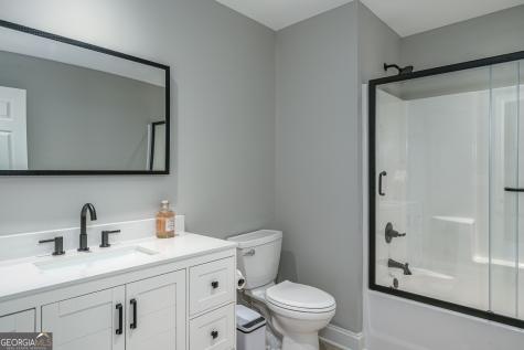 300 Sherwood Forest Drive Hayesville NC 28904