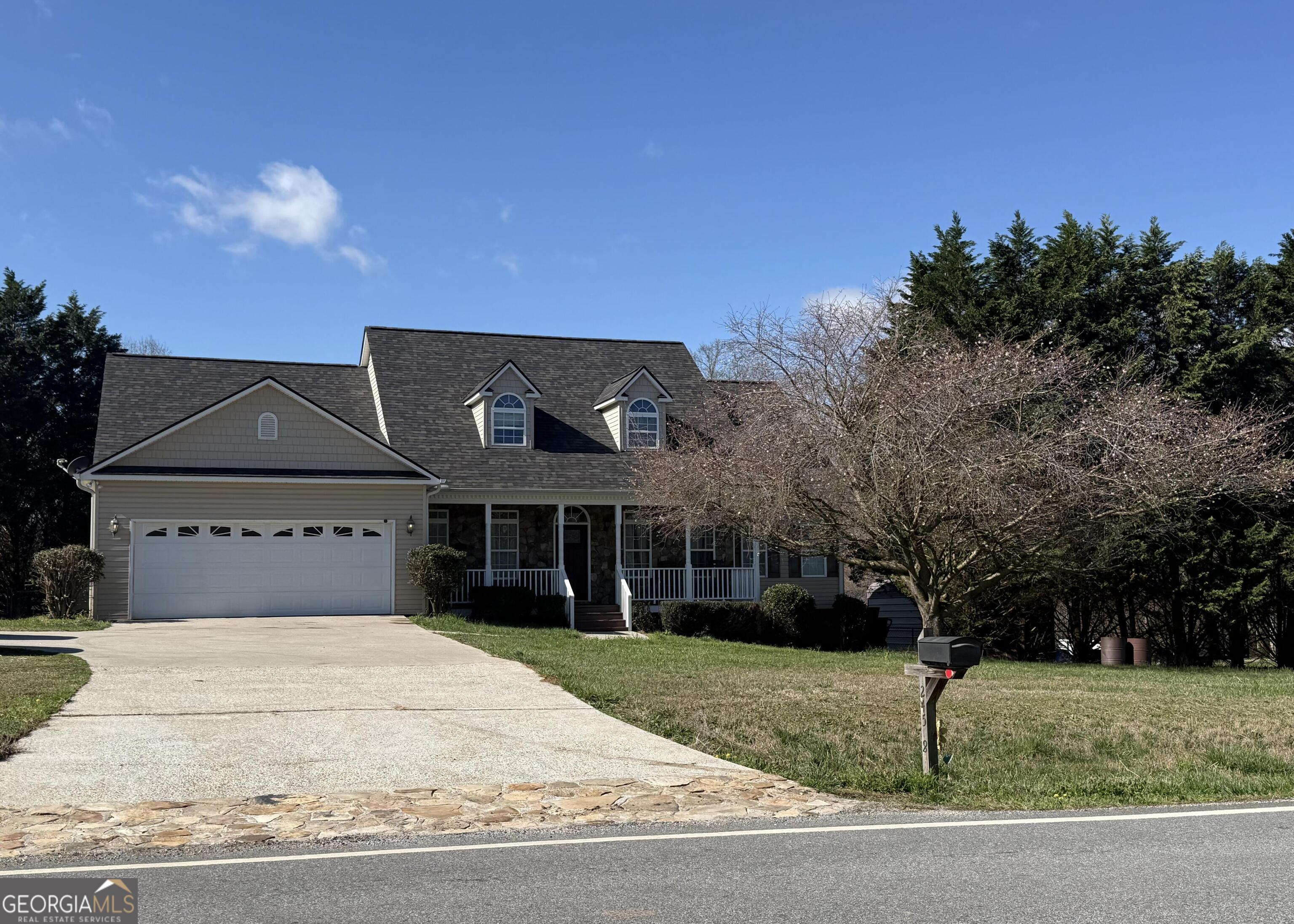 2458 Post Road Cleveland GA 30528
