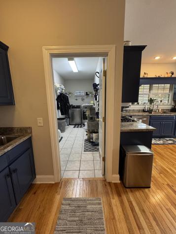 2458 Post Road Cleveland GA 30528