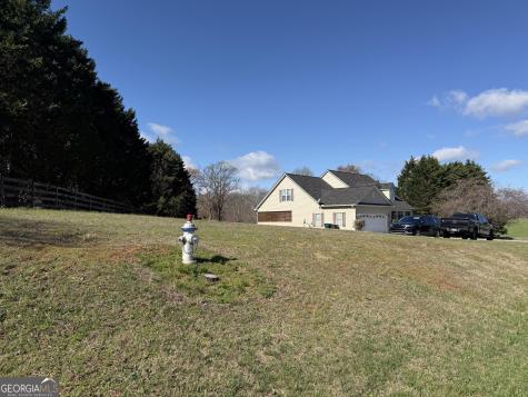 2458 Post Road Cleveland GA 30528