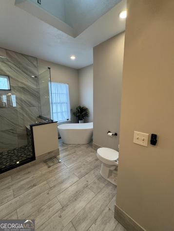 2458 Post Road Cleveland GA 30528