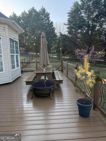 2458 Post Road Cleveland GA 30528