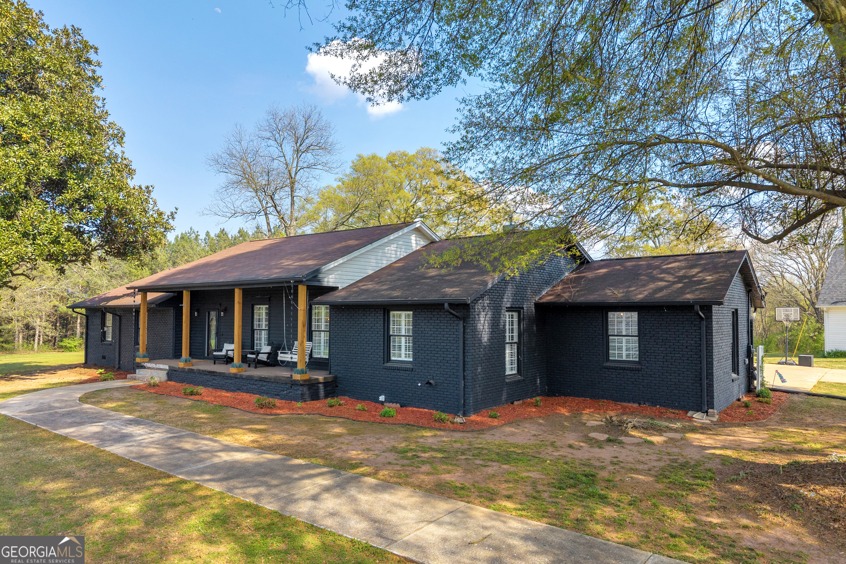 61 Turkey Creek Road Carnesville GA 30521