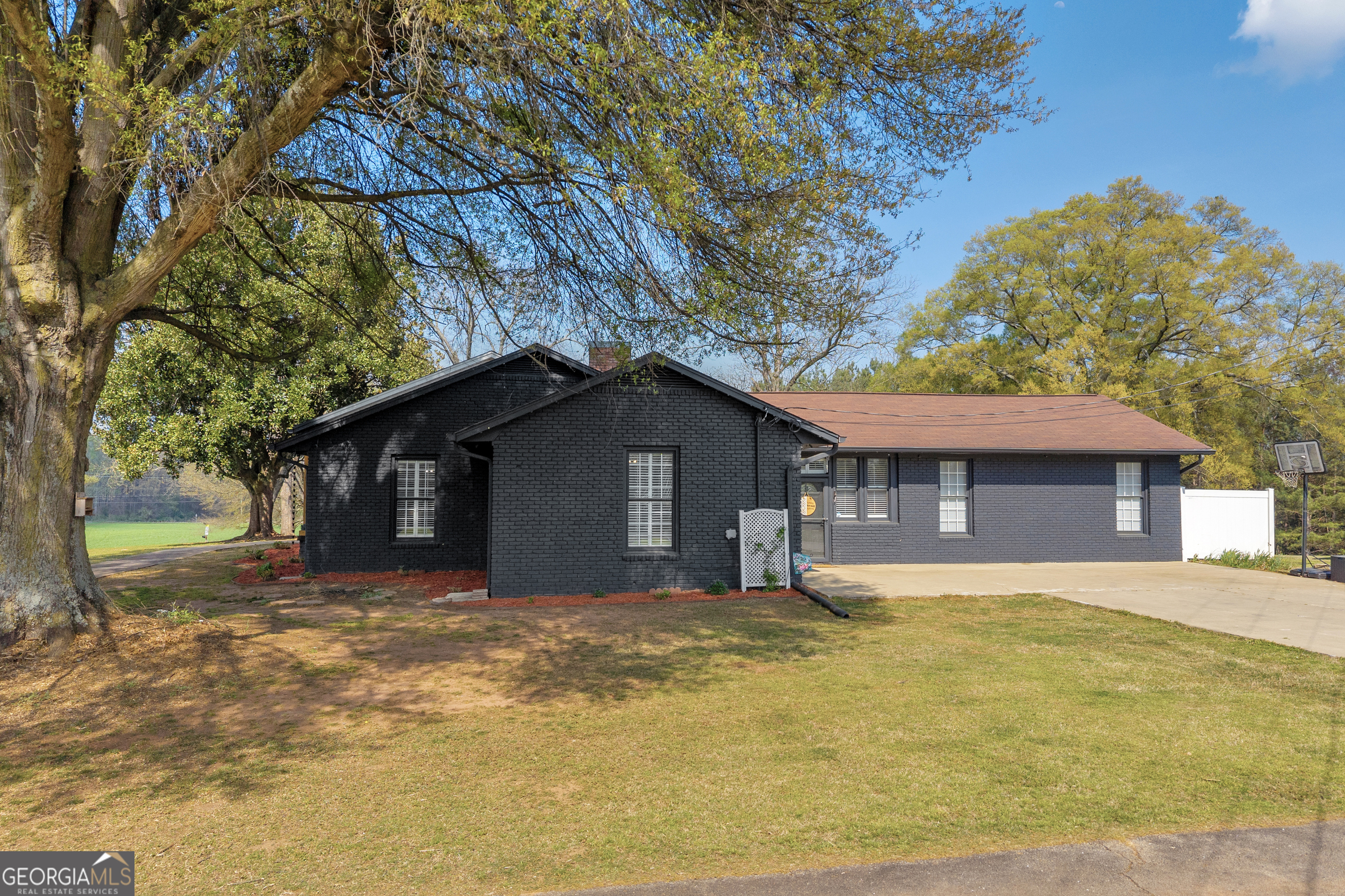 61 Turkey Creek Road Carnesville GA 30521
