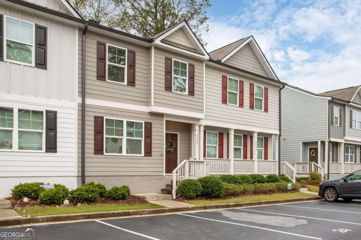 2824 Saratoga Lake View Decatur GA 30034