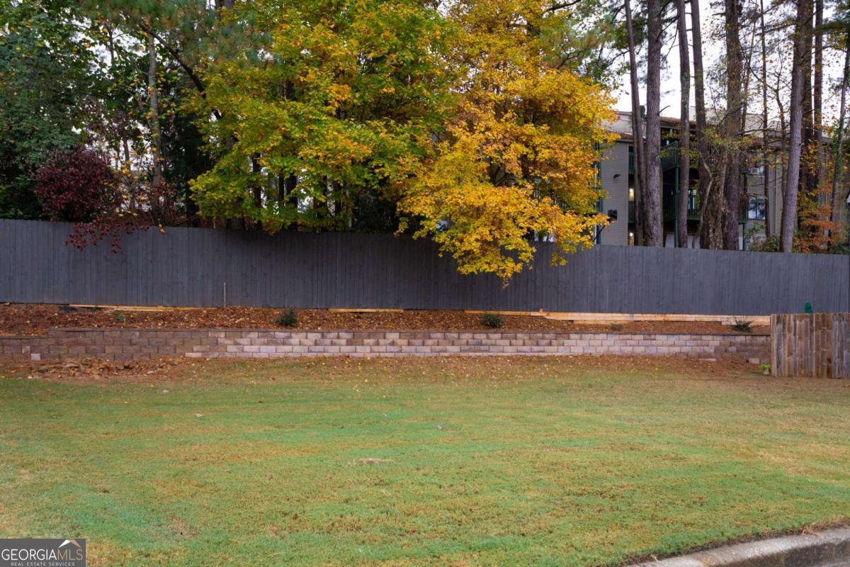 2824 Saratoga Lake View Decatur GA 30034