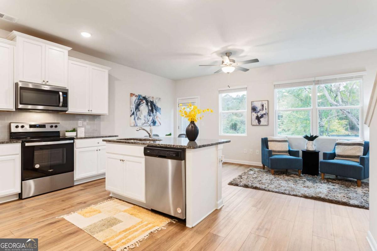 2824 Saratoga Lake View Decatur GA 30034