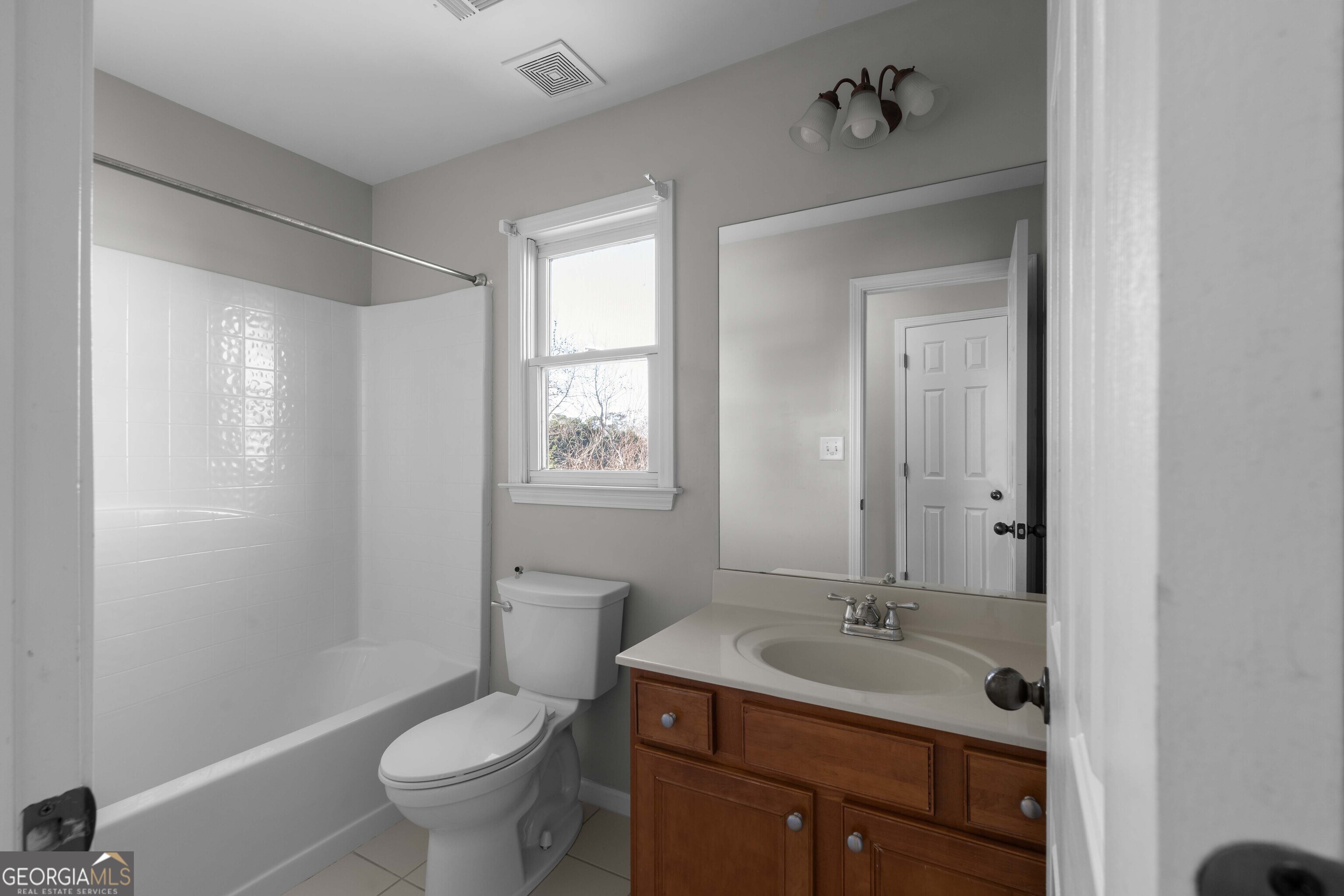 2001 Lavender Court Dacula GA 30019