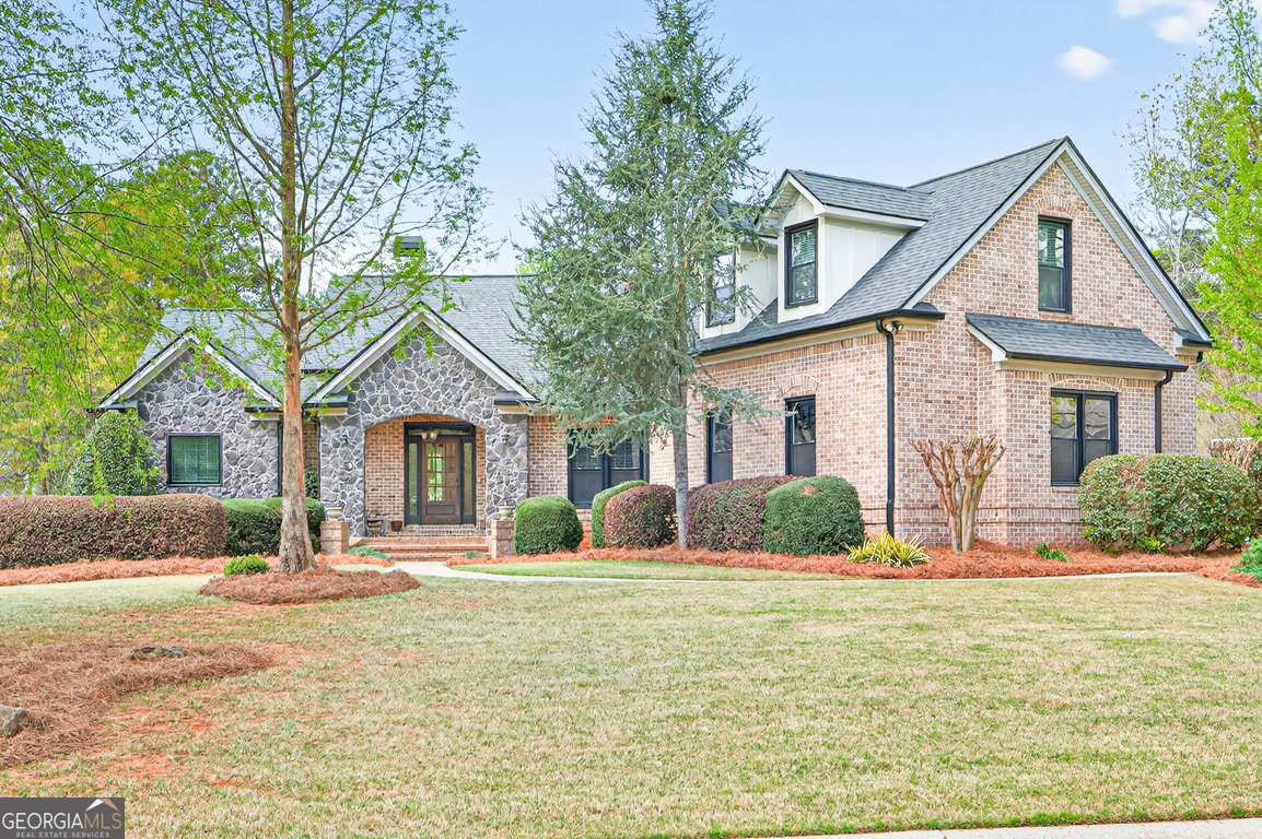 1121 Deer Trail Bishop GA 30621