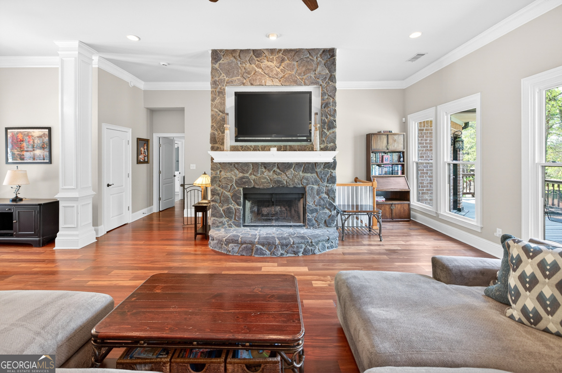 1121 Deer Trail Bishop GA 30621