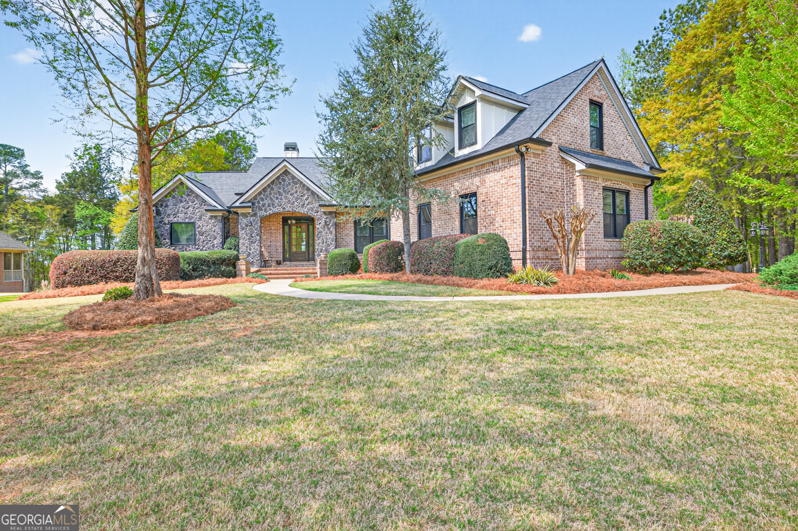 1121 Deer Trail Bishop GA 30621