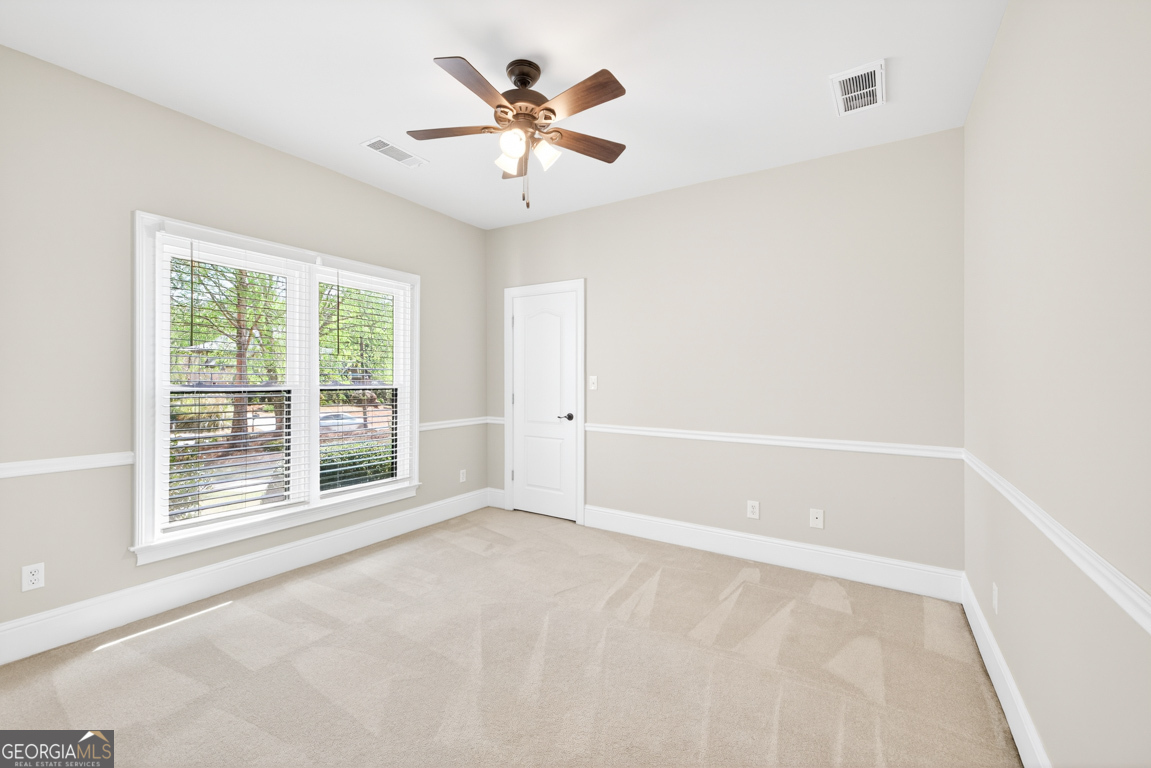 1121 Deer Trail Bishop GA 30621