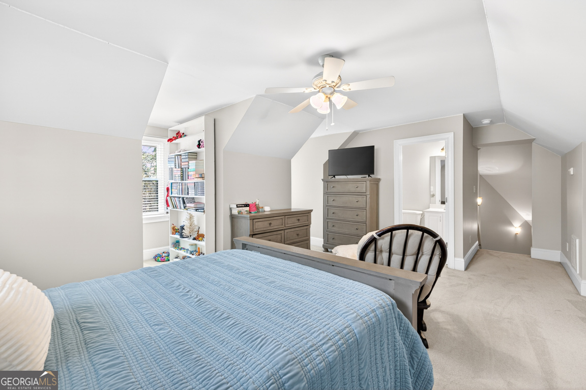 1121 Deer Trail Bishop GA 30621