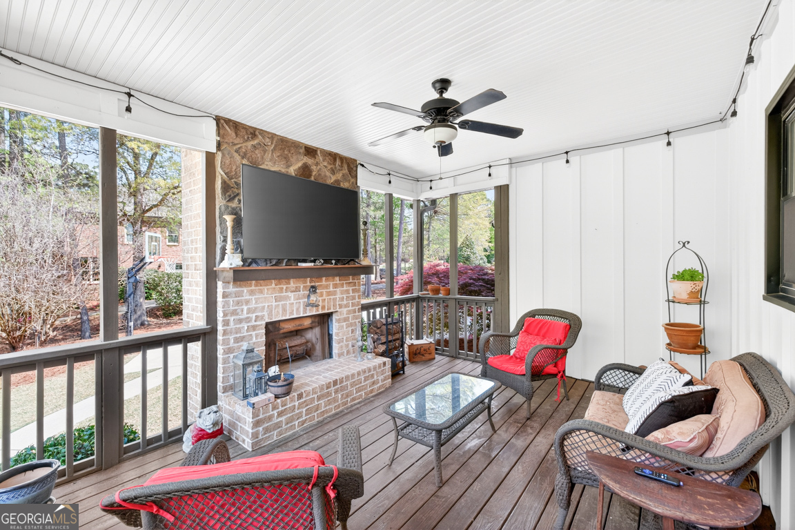1121 Deer Trail Bishop GA 30621