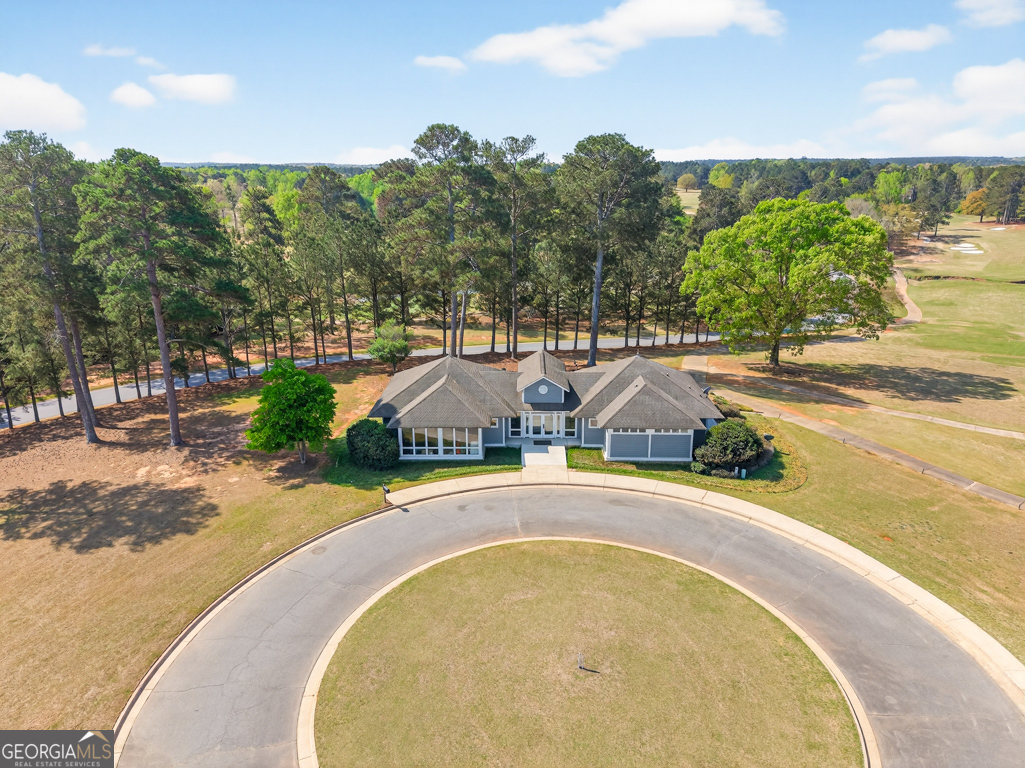 1121 Deer Trail Bishop GA 30621