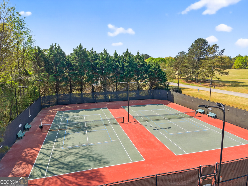 1121 Deer Trail Bishop GA 30621