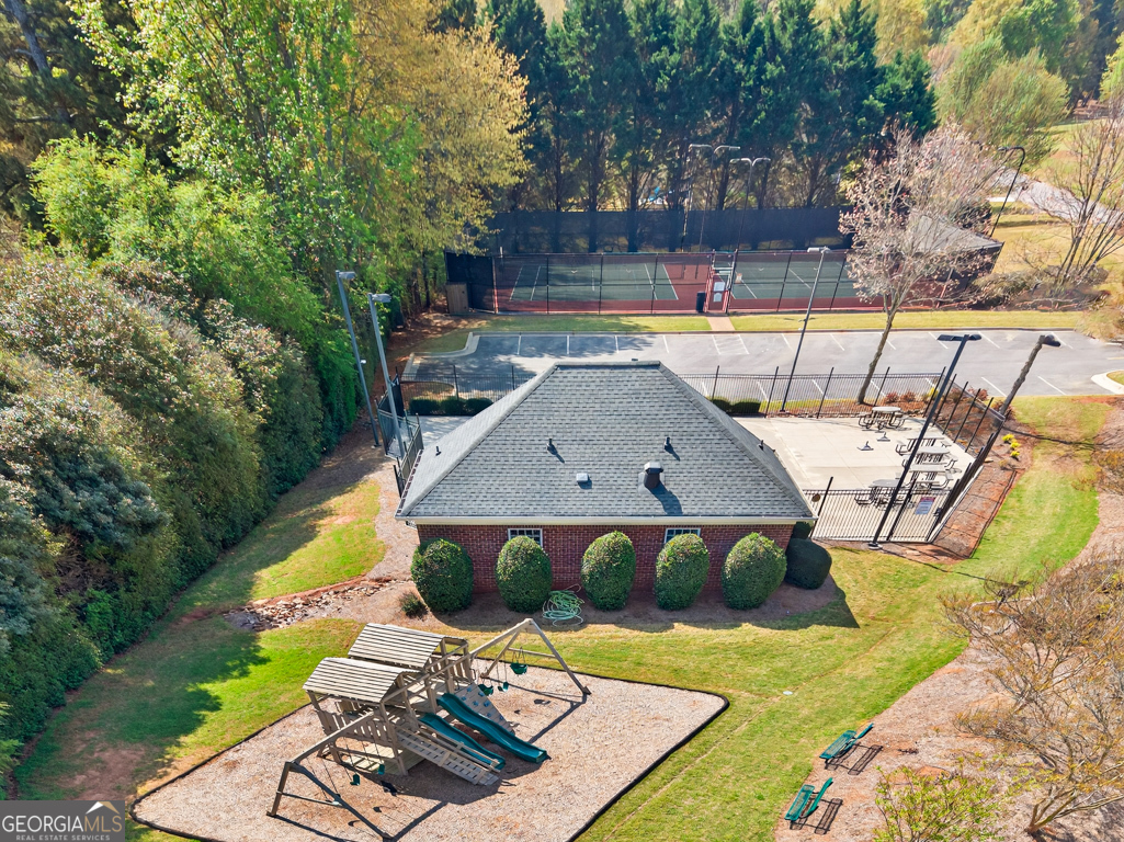 1121 Deer Trail Bishop GA 30621