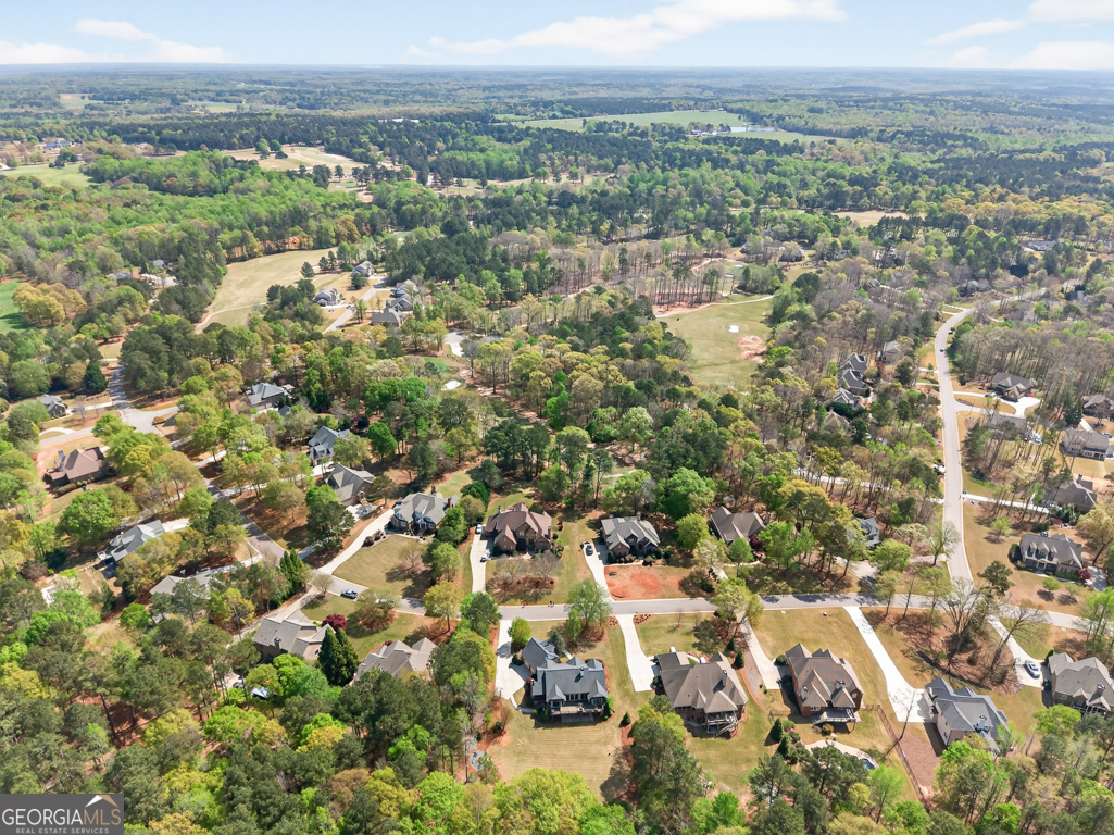 1121 Deer Trail Bishop GA 30621