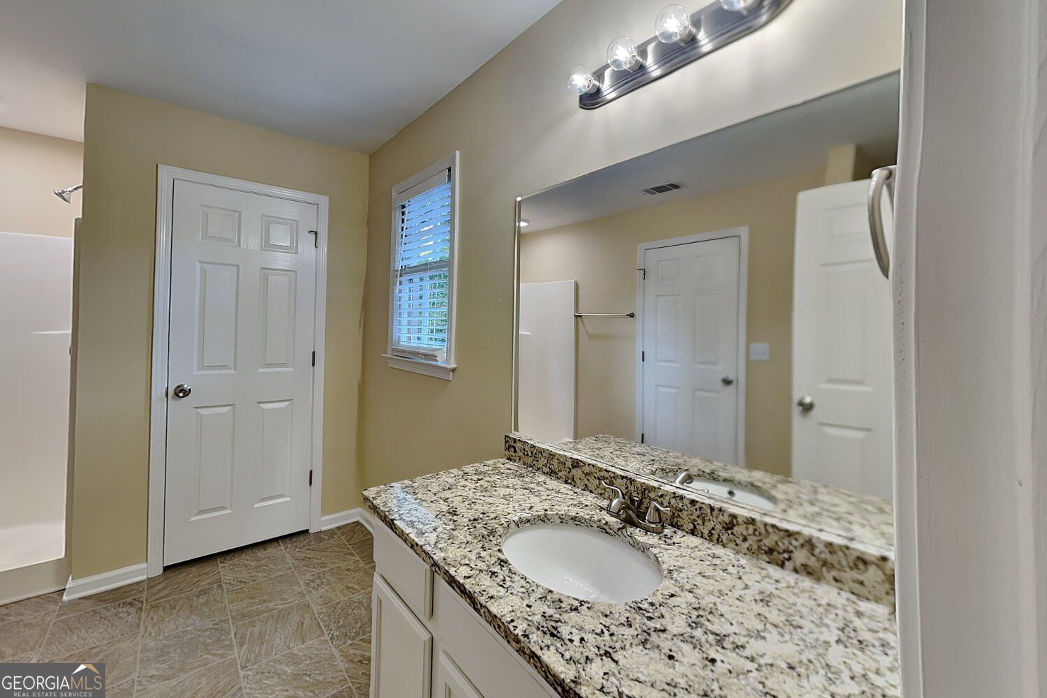 1513 Brookridge Drive Woodstock GA 30189