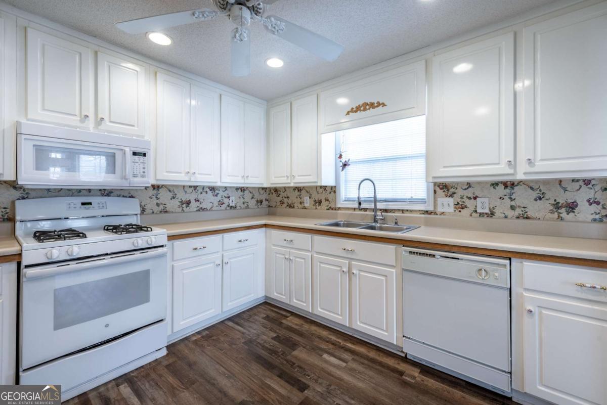 141 Apache Ridge Road Jasper GA 30143