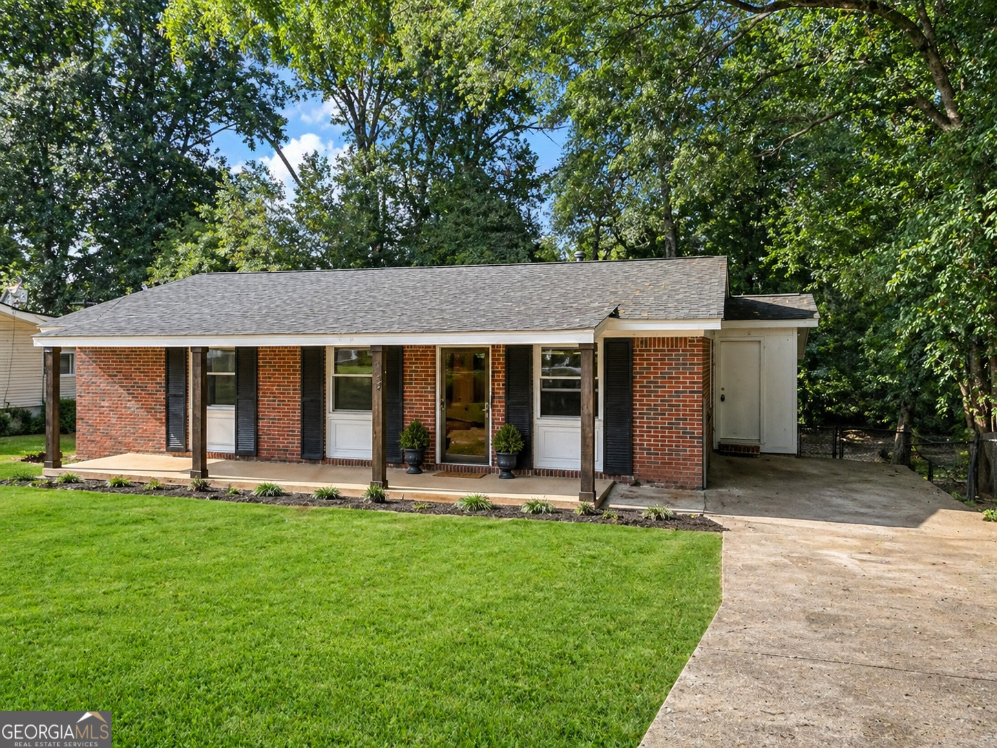898 Verona Drive Clarkston GA 30021